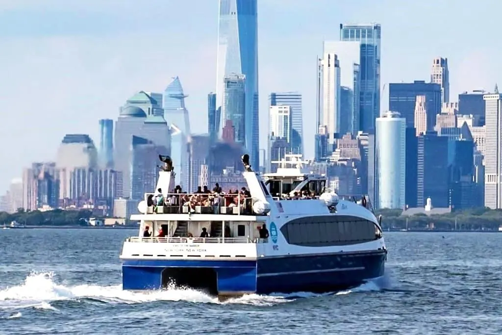 3 Bedrooms Apt In Lic, 10 Mins To Manhattan !!! New York 0*,