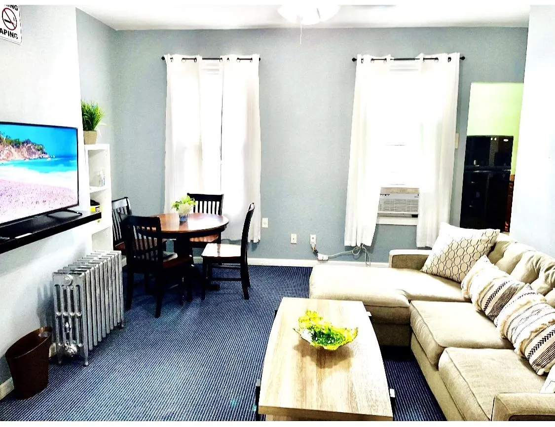 3 Bedrooms Apt In Lic, 10 Mins To Manhattan !!! New York